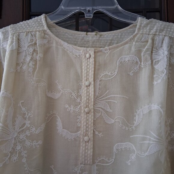 Aratta Beige with Cream Embroidered Long Sleeve Top Blouse NWT SZ M/L - Picture 4 of 8